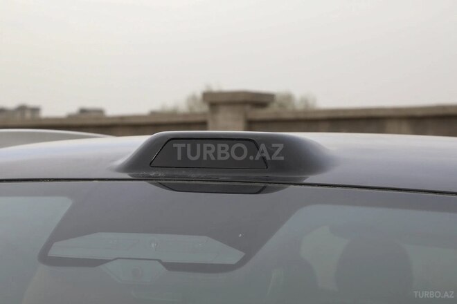 BYD Tang L-8