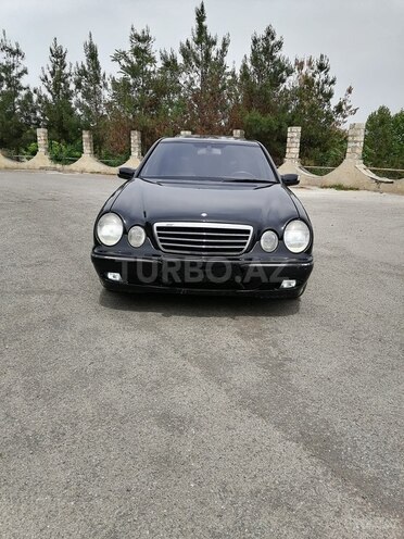 Mercedes E 280 2001, 396,200 km - 2.8 l - Bərdə