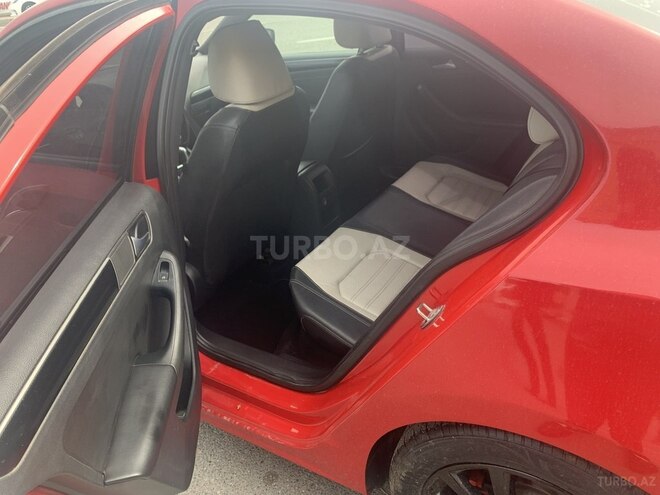 Volkswagen Jetta 2015, 25,000 km - 2.0 l - Bakı