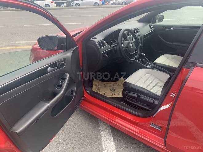 Volkswagen Jetta 2015, 25,000 km - 2.0 l - Bakı