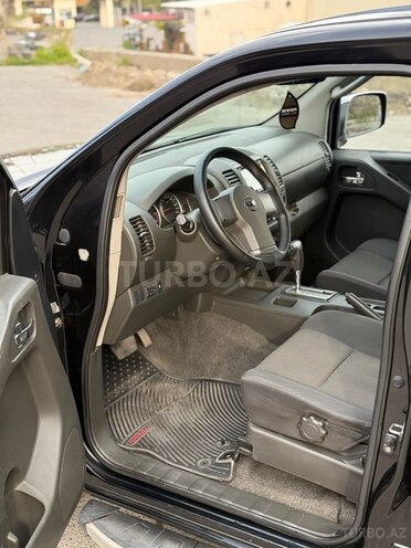 Nissan Navara 2013, 295,000 km - 2.5 l - Bakı