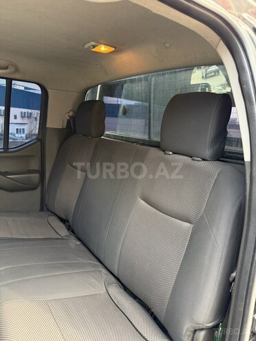 Nissan Navara 2013, 295,000 km - 2.5 l - Bakı