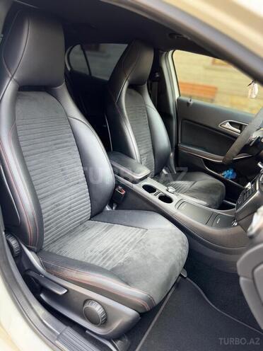 Mercedes GLA 200 2015, 94,000 km - 1.6 l - Bakı