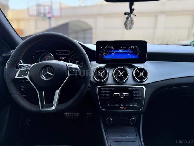 Mercedes GLA 200 2015, 94,000 km - 1.6 l - Bakı