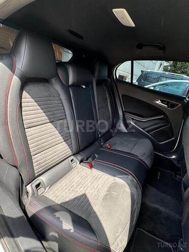 Mercedes GLA 200 2015, 94,000 km - 1.6 l - Bakı