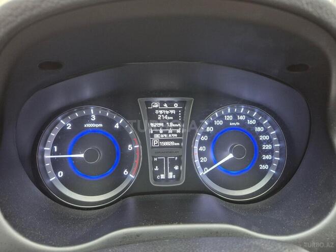 Hyundai Grandeur 2015, 158,000 km - 2.2 л - Bakı