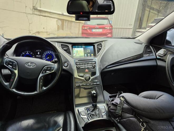 Hyundai Grandeur 2015, 158,000 km - 2.2 л - Bakı