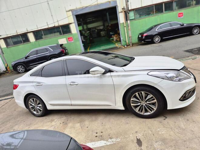 Hyundai Grandeur 2015, 158,000 km - 2.2 л - Bakı