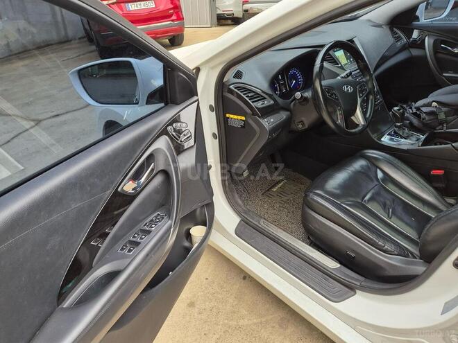 Hyundai Grandeur 2015, 158,000 km - 2.2 л - Bakı