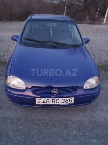 Opel Corsa 1997, 523,695 km - 1.4 l - Yevlax