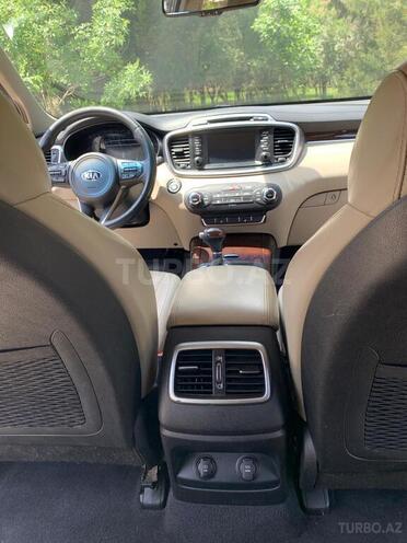 Kia Sorento-10