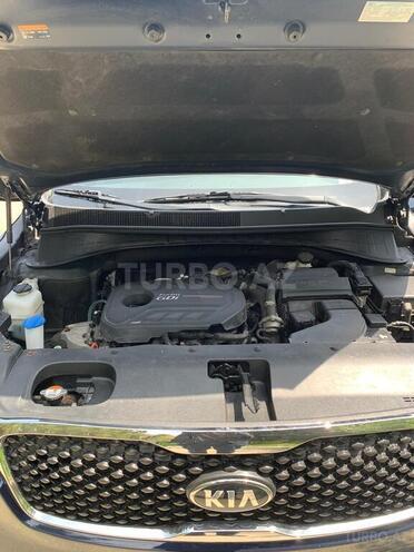 Kia Sorento-16