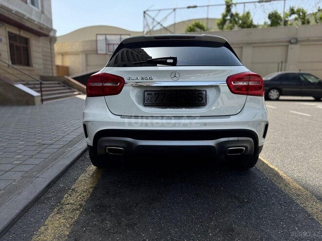 Mercedes GLA 200 2015, 94,000 km - 1.6 l - Bakı