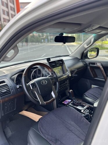 Toyota Land Cruiser Prado 2013, 280,000 km - 2.7 l - Bakı