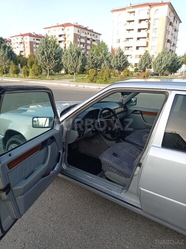 Mercedes E 300 d 1993, 5,365,445 km - 3.0 l - Bərdə