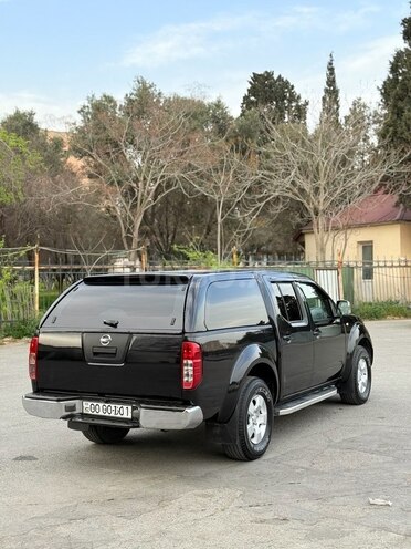 Nissan Navara 2013, 295,000 km - 2.5 l - Bakı