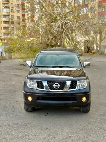 Nissan Navara 2013, 295,000 km - 2.5 l - Bakı