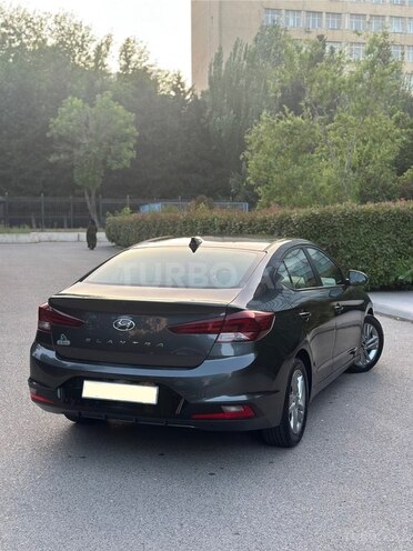 Hyundai Elantra 2019, 107,500 km - 2.0 l - Bakı
