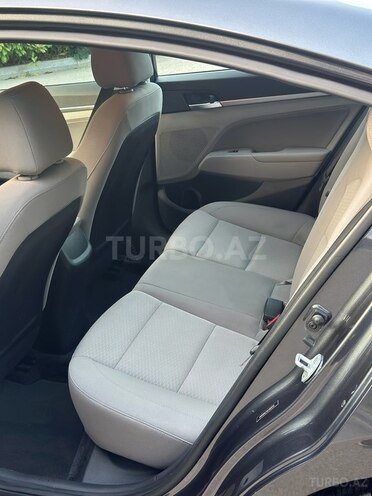 Hyundai Elantra 2019, 107,500 km - 2.0 l - Bakı