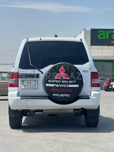 Mitsubishi Pajero io 2000, 304,785 km - 2.0 л - Bakı