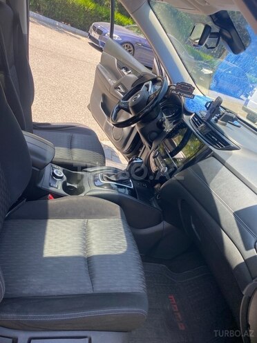 Nissan X-Trail 2017, 180,500 km - 2.5 l - Bakı