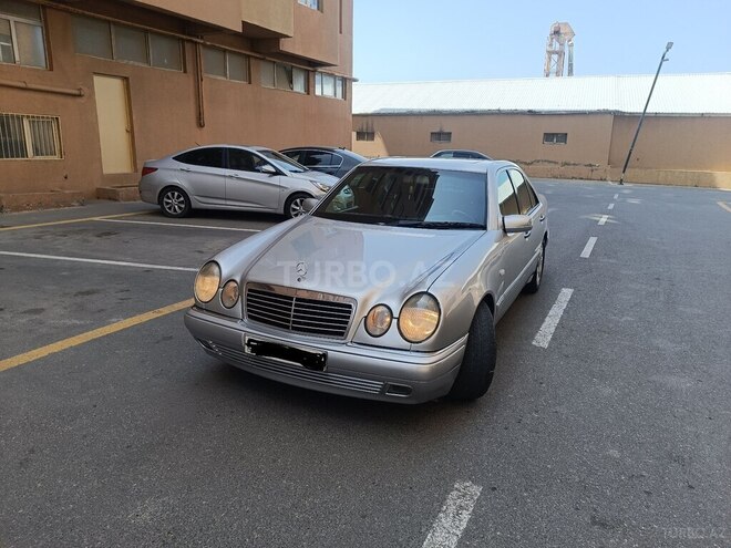 Mercedes E 240 1998, 485,000 km - 2.4 l - Bakı