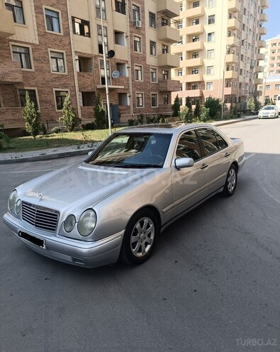 Mercedes E 240 1998, 485,000 km - 2.4 l - Bakı