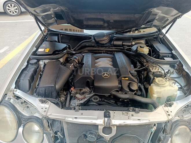Mercedes E 240 1998, 485,000 km - 2.4 l - Bakı