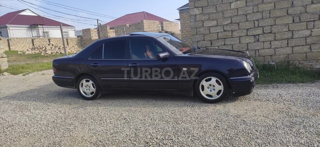 Mercedes E 230 1995, 200,000 km - 2.3 l - Masallı