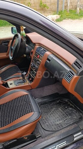 Mercedes E 230 1995, 200,000 km - 2.3 l - Masallı