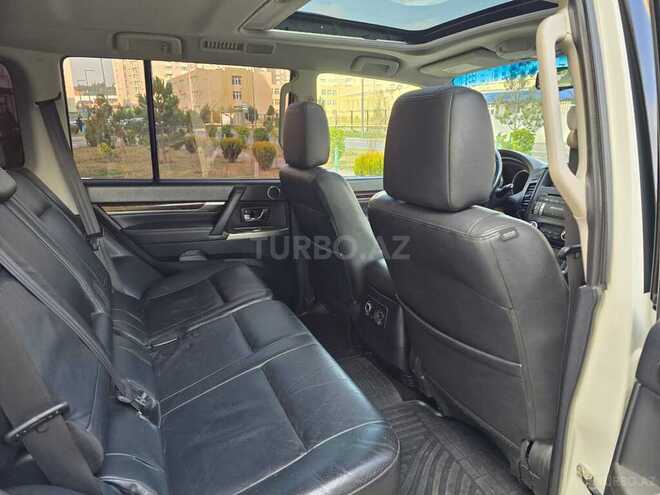 Mitsubishi Pajero 2012, 212,000 km - 3.5 l - Bakı