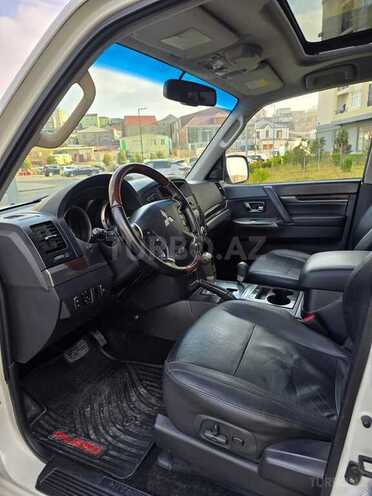 Mitsubishi Pajero 2012, 212,000 km - 3.5 l - Bakı