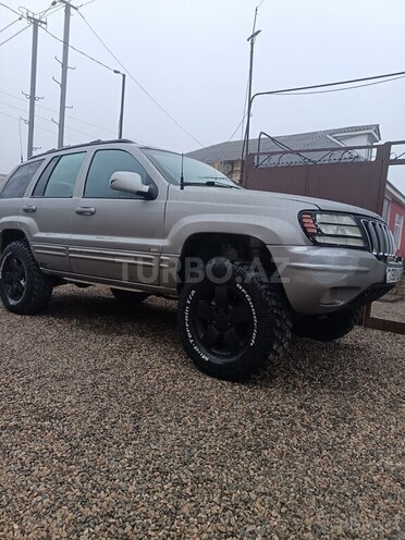 Jeep Grand Cherokee 2001, 350,000 km - 4.7 л - Qusar