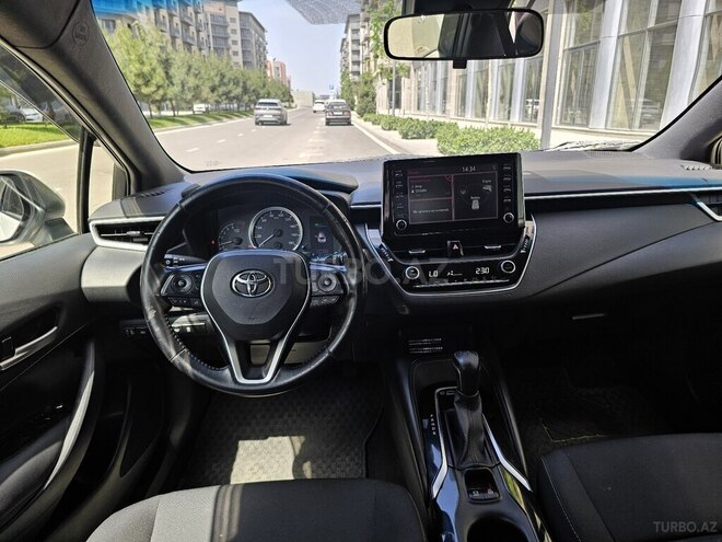 Toyota Corolla 2018, 90,000 km - 1.8 l - Bakı