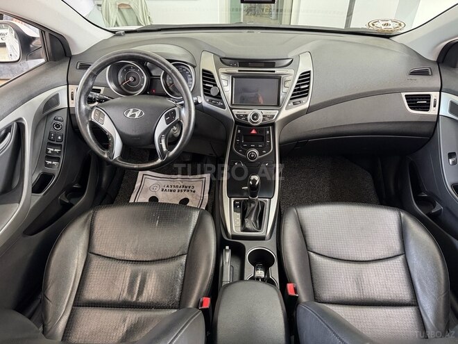 Hyundai Elantra 2015, 132,000 km - 1.6 l - Bakı