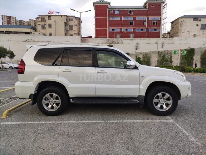 Toyota Land Cruiser Prado 2009, 226,000 km - 2.7 л - Bakı