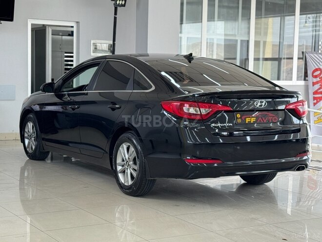 Hyundai Sonata-8