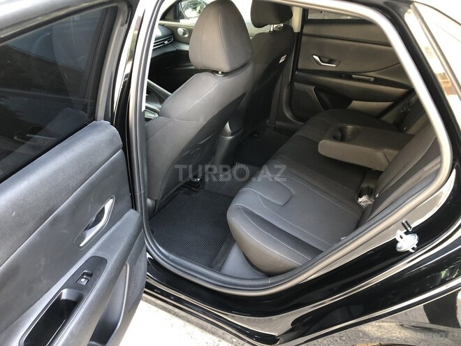 Hyundai Elantra 2022, 52,625 km - 1.6 l - Bakı