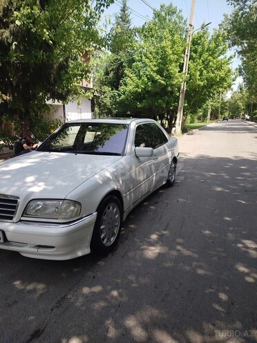Mercedes C 280 1999, 421,648 km - 2.8 л - Mingəçevir