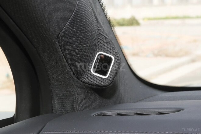 BYD Tang L-11