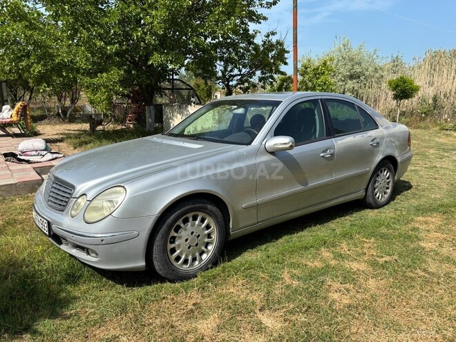 Mercedes E 270 2002, 328,000 km - 2.7 л - Sumqayıt