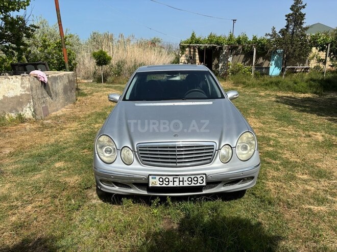 Mercedes E 270 2002, 328,000 km - 2.7 л - Sumqayıt