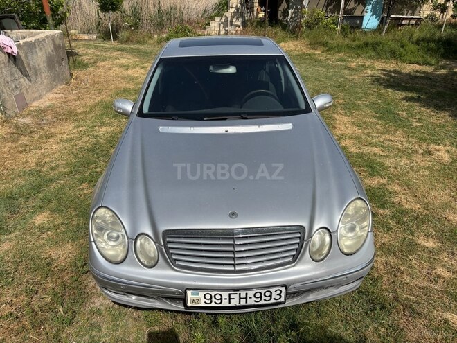 Mercedes E 270 2002, 328,000 km - 2.7 л - Sumqayıt