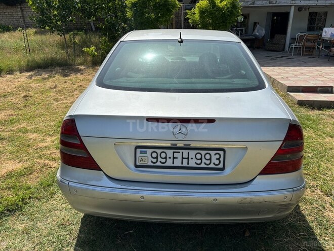 Mercedes E 270 2002, 328,000 km - 2.7 л - Sumqayıt