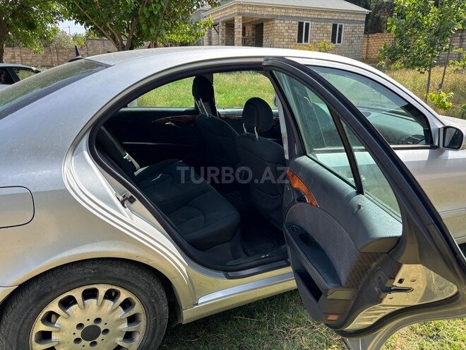 Mercedes E 270 2002, 328,000 km - 2.7 л - Sumqayıt