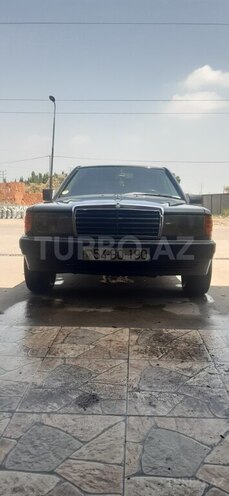 Mercedes 190 1989, 38,000 km - 2.0 l - Sabirabad