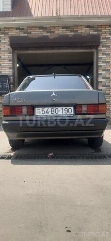 Mercedes 190 1989, 38,000 km - 2.0 l - Sabirabad