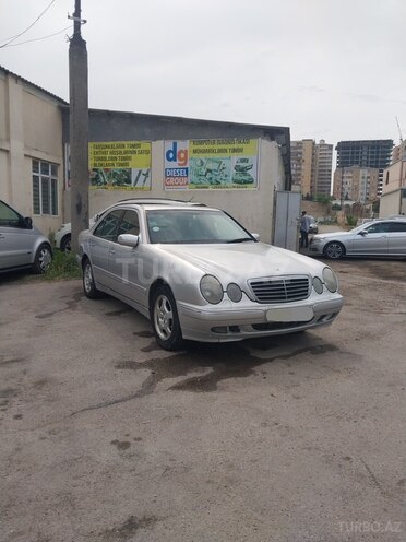 Mercedes E 270 2000, 438,364 km - 2.7 l - Bakı