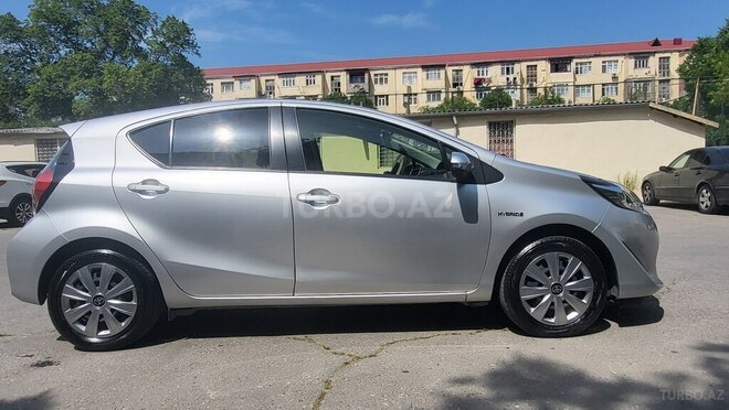 Toyota Aqua 2018, 94,400 km - 1.5 l - Sumqayıt