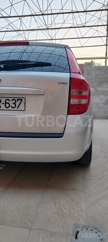 Kia Ceed 2008, 275,000 km - 1.6 л - Bakı